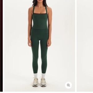 Set Active “Merry Setmas” Limited Edition Lux Form Set – Everwood